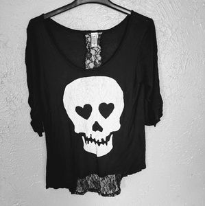 Black and White Skull shirt